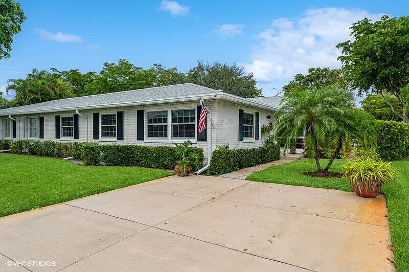 1st image of 10073 45th Avenue S #421