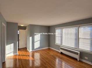 2752 W North Shore Ave #2BA, Chicago, IL 60645