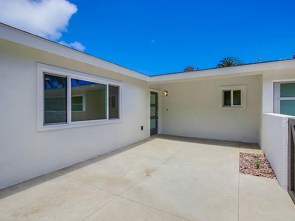 4th image of 7924 La Jolla Shores Dr
