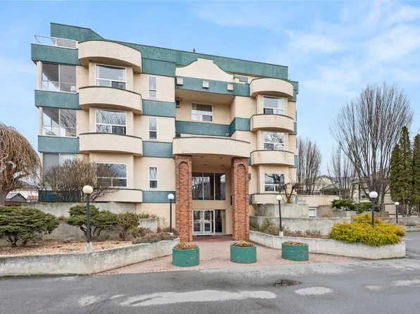 1750 Atkinson St #409, Penticton, BC V2A 7M6