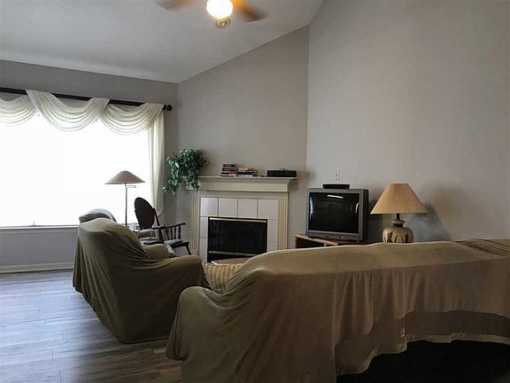 3rd image of 1293 Brady Hollow Ln