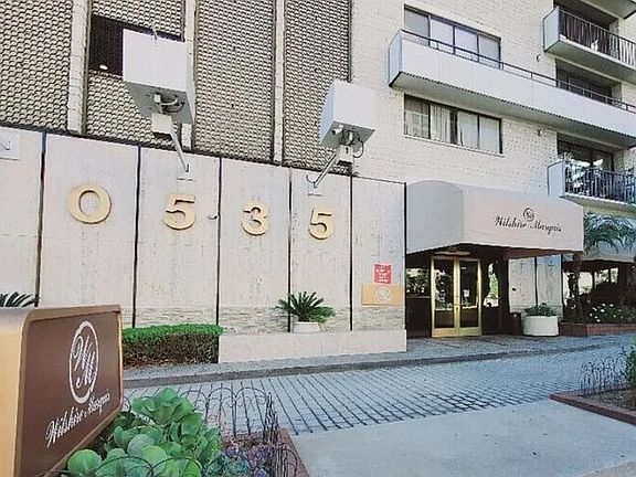 2nd image of 10535 Wilshire Blvd APT 912