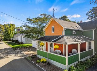 14 High St, Niantic, CT 06357