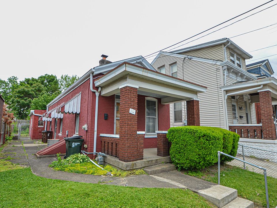1st image of 223 E 18th St