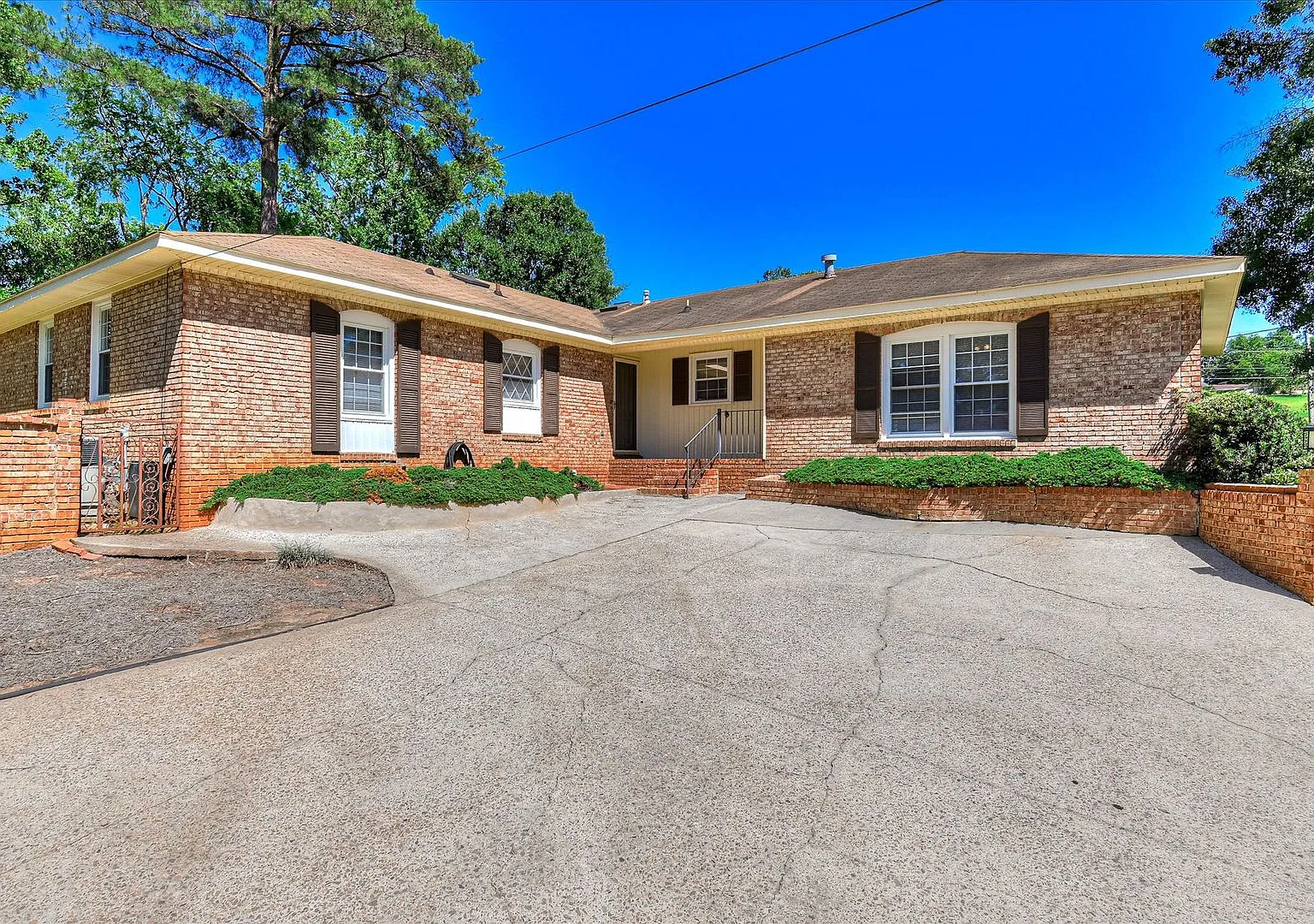 National Hills Home — Photo 3