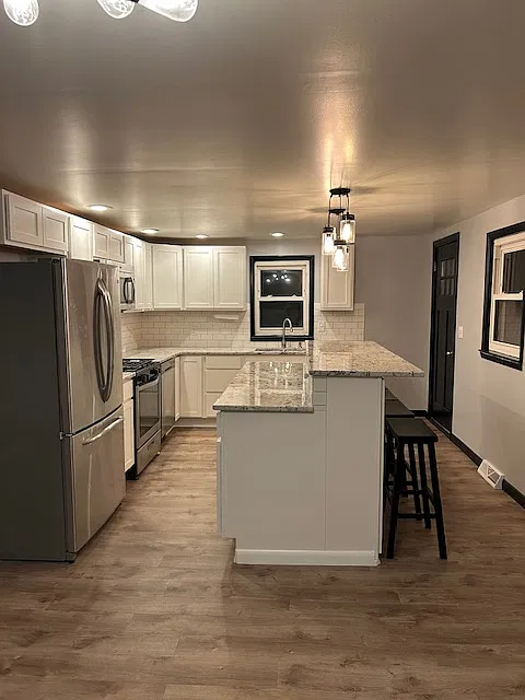 2 bed, 580 sqft, $1,295 — Photo 3