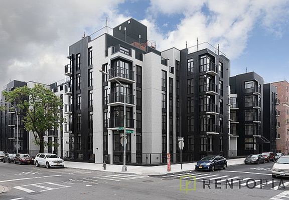 2nd image of 340 Evergreen Ave APT 416