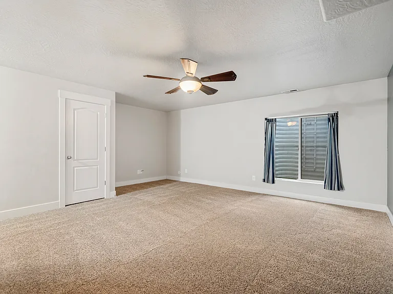 10634 S Topview Rd — Photo 4