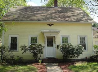 24 Capwell Ave, Coventry, RI 02816