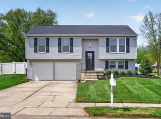 41 Palmetto Ave, Marlton, NJ 08053