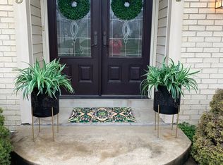 815 Hanna Rd, Manchester, MO 63021