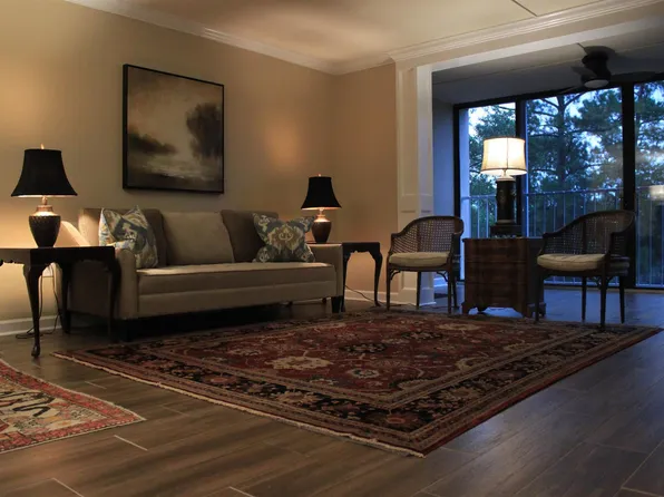 1825 Saint Julian Pl APT 3I, Columbia, SC 29204