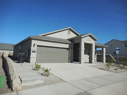 12817 Giovanni Grajeda Ave Photo 1