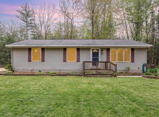 915 N Francis Shores Ave, Sanford, MI 48657