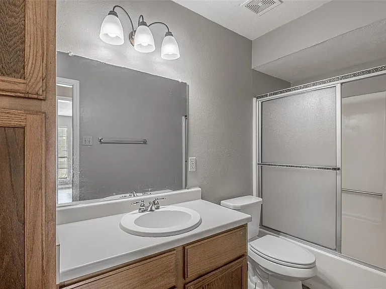 2402 Sycamore Ave #A1 — Photo 15