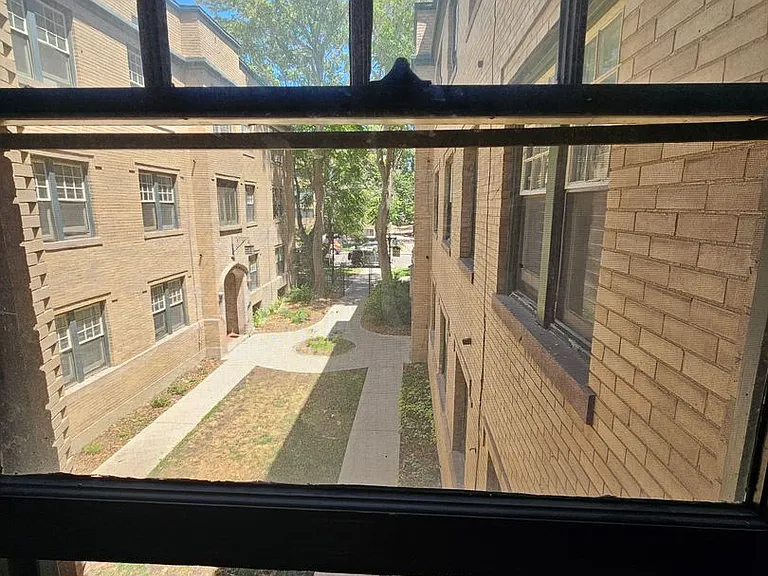 1137 N Sherman St #14 — Photo 51