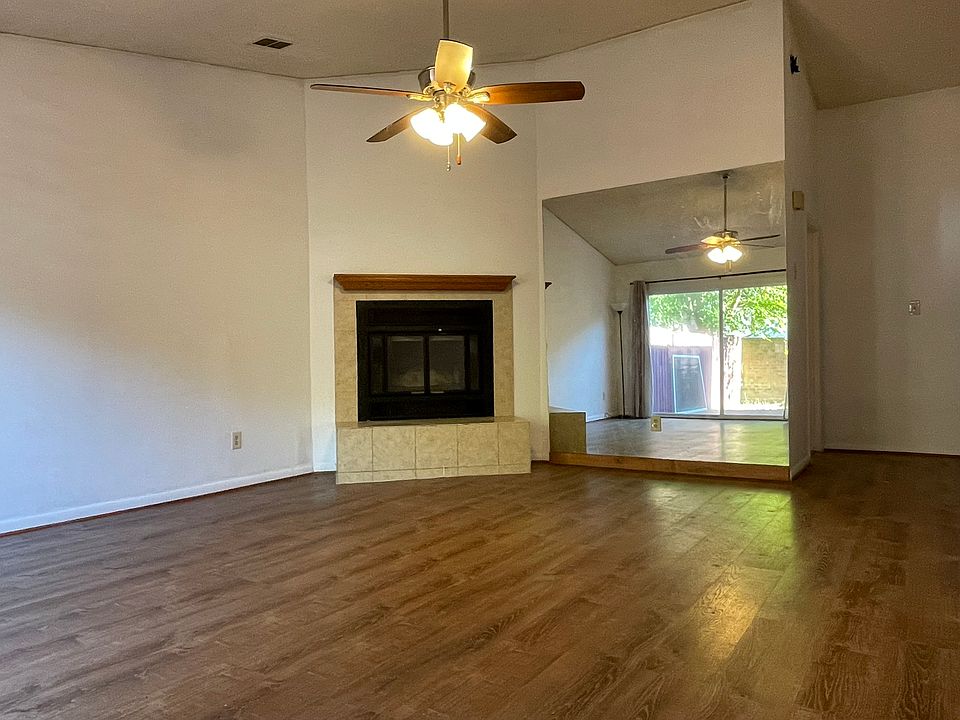 1st image of 4221 Smokey Lake Dr