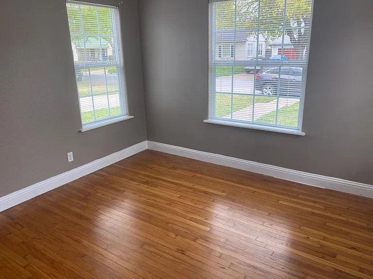 3425 Brady Ave — Photo 13
