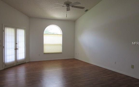 3rd image of 10406 Deerwood Ave