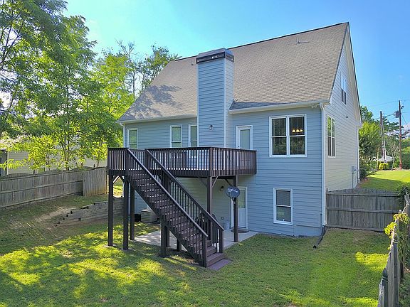 4th image of 457 Holly Dr