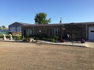 235 3rd St N, Carrington, ND 58421
