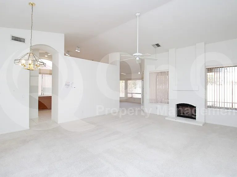 8950 E Yucca Blossom Dr — Photo 9