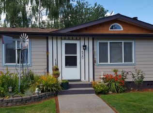 520 5th Ct, Fairview, OR 97024