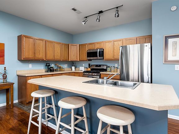 5th image of 1611 White Oak Trl