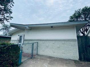 2403 W Wildwood Rd, Wichita, KS 67217