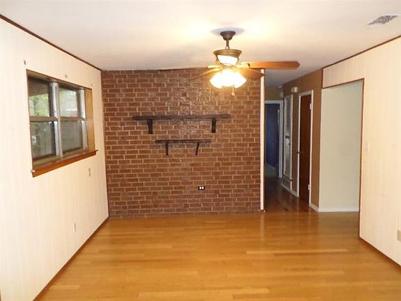 3rd image of 332 W Southern Ave