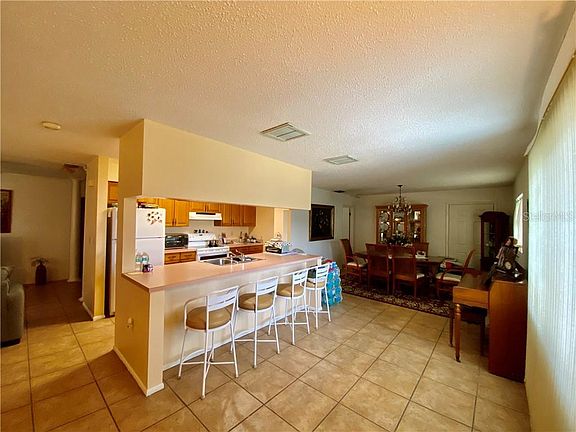5th image of 2294 Tami Sola St