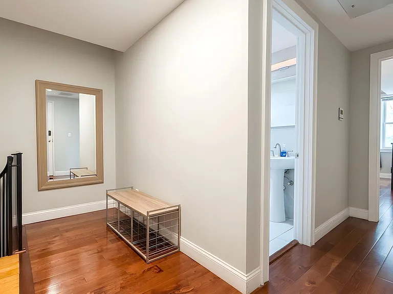 9 Anderson St #1 — Photo 15