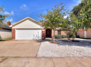 2418 Handlin Dr, Corpus Christi, TX 78418