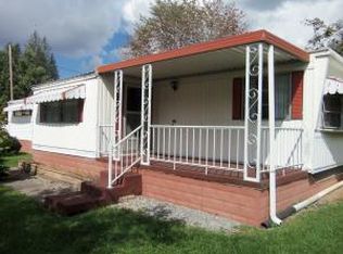 114 Oak St, Rainelle, WV 25962