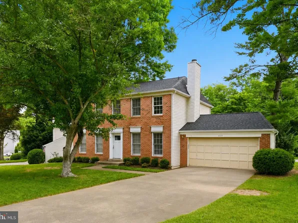 6125 Lundy Pl, Burke, VA 22015