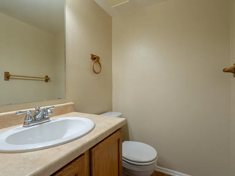 4221 S Mobile Cir #D — Photo 6
