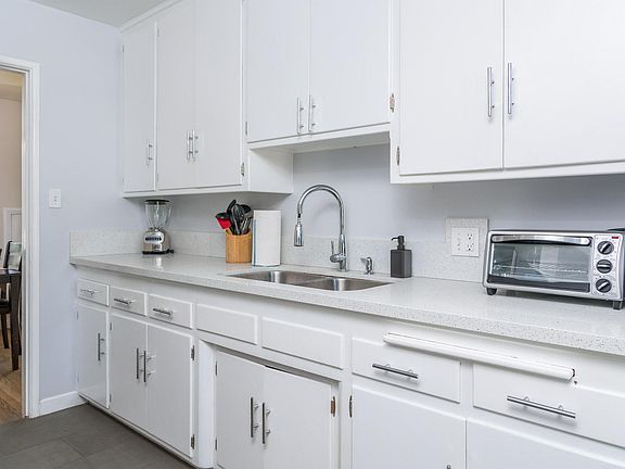 Spacious kitchen