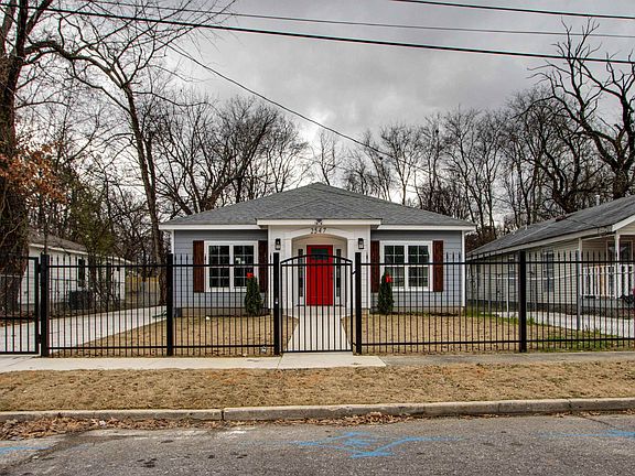 5th image of 2547 Selman Ave #19