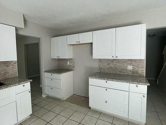 5th image of 18003 Rolling Creek Dr