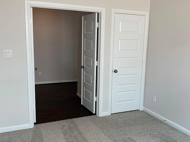 8022 Cliffside Terrace Ct — Photo 27