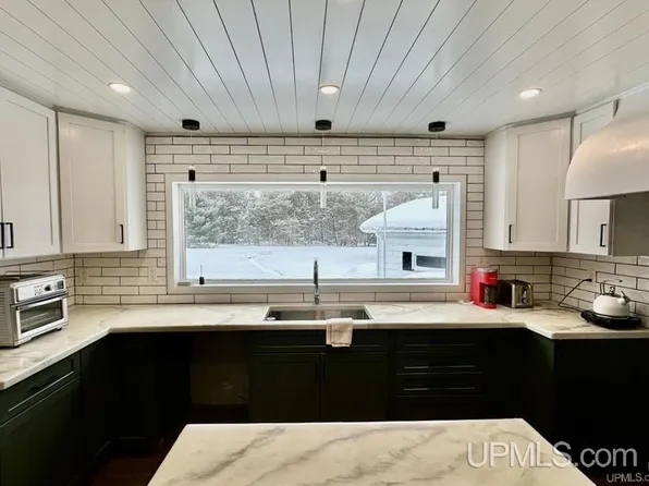 401 Co Road Cv, Champion, MI 49814