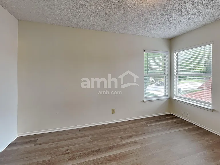 4531 Sherwood Way — Photo 13