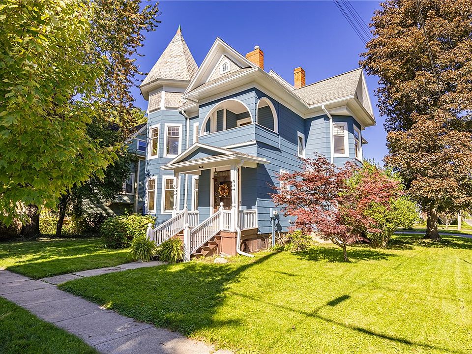 1st image of 20 Howell St