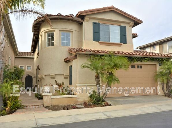 2861 Golf Villa Way