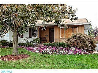 2nd image of 1236 Oakfield Dr N
