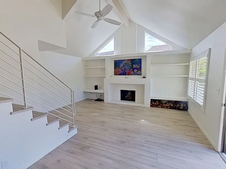 4742 Calle Camarada — Photo 6