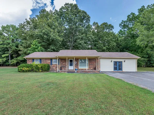 1106 N Washington St, Tullahoma, TN 37388