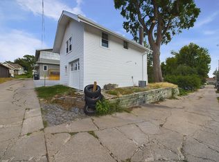2326 S 34th St #5, Omaha, NE 68105