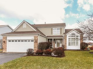 293 Paine St, South Elgin, IL 60177