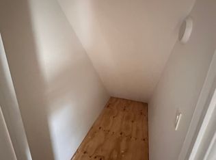 (Undisclosed Address), Staten Island, NY 10305